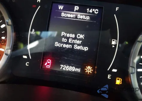 2015 Jeep Renegade Latitude z USA, uszkodzony, nr VIN ZACCJBBT3FPC07756